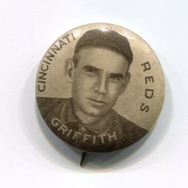 P2 Sweet Caporal Pin Clark Griffith Small Letters