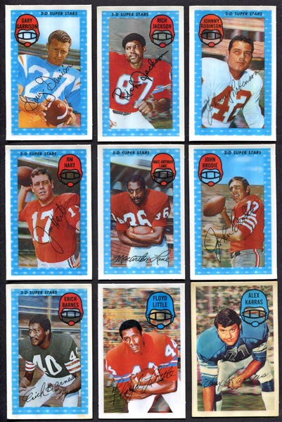1970 & 1971 Kelloggs 3-D Football Lot of 18